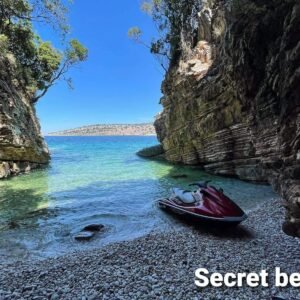Secret Beach Tour